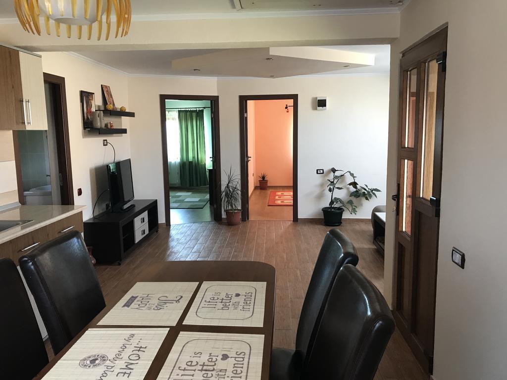 Casa Flori Hotel Călimăneşti Buitenkant foto